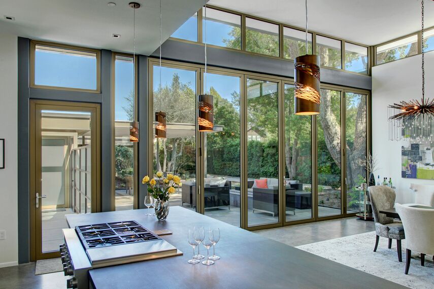 ConceptSystem 68 Finestre, ConceptFolding 77 Sistemi scorrevoli e ConceptSystem 68 Porte - Villa Modern Prairie House situato in Sonoma Wine Country, Stati Uniti d'America