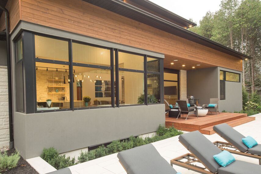 ConceptWall 50 Facciate continue e ConceptSystem 77 Finestre - Forest View Residence situato inCanada