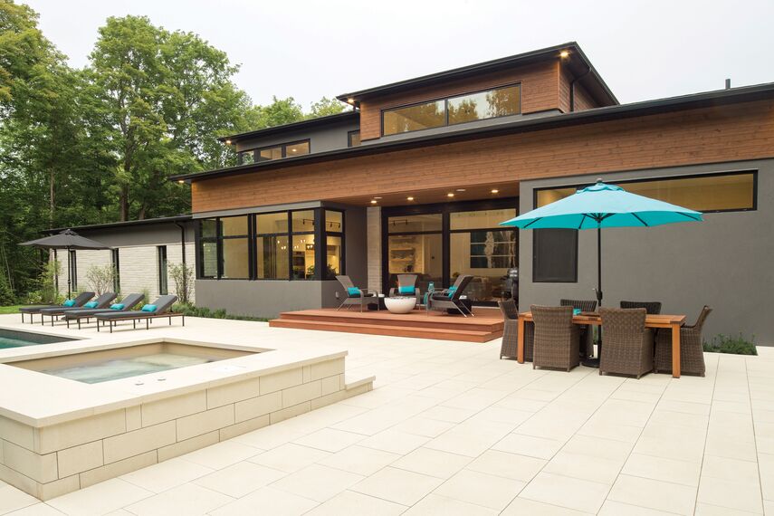 ConceptWall 50 Facciate continue e ConceptSystem 77 Finestre - Forest View Residence situato inCanada