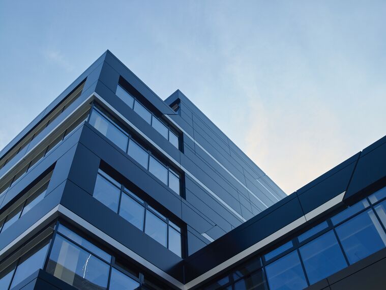 CS 86-HI (c) Sistemi annullati e ConceptWall 50 Facciate continue - Office building ArtGen situato in Prague, Repubblica Ceca