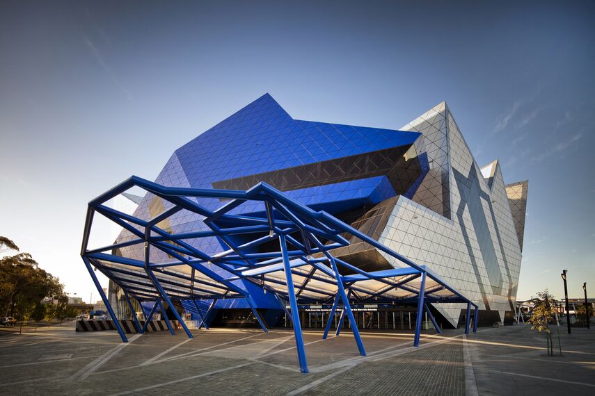 CW 50-SC Facciate continue - Entertainment Perth Arena situato in Perth, Australia