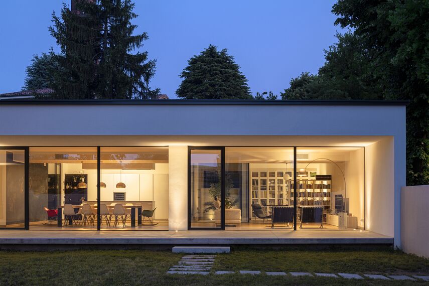 SlimLine 38 Porte e SlimLine 38 Finestre - Villa SlimLine 38 situato in Cremona, Italia