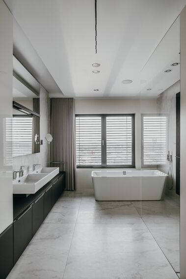 SlimLine 38 Finestre e HiFinity Sistemi scorrevoli - Apartment Silesia situato in Silesia, Polonia