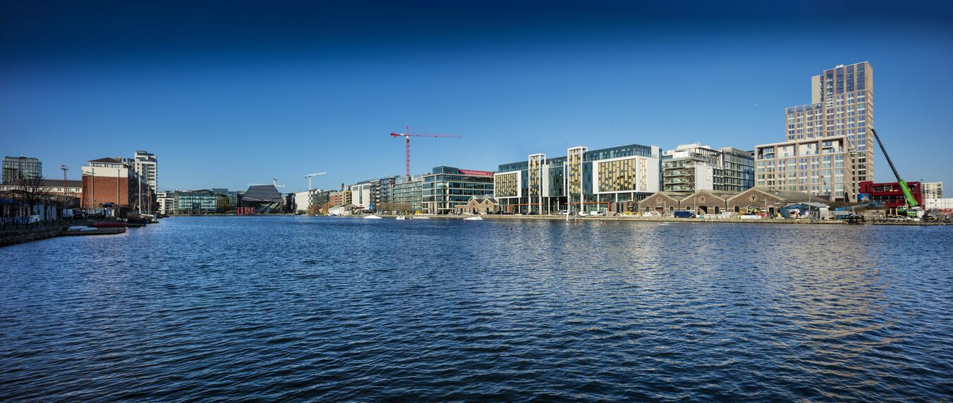 ConceptWall 50 Facciate continue e ConceptSystem 77 Porte - Office building The Reflector situato in Dublin, Irlanda