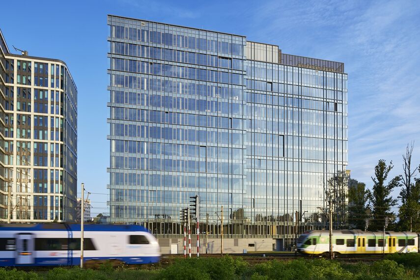 CW 50-HI Facciate continue - Office building Equator IV situato in Warsaw, Polonia