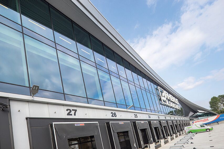 ConceptFolding 77 Sistemi scorrevoli e ConceptWall 50 Facciate continue - DC New Logic III situato in Tilburg, Paesi Bassi