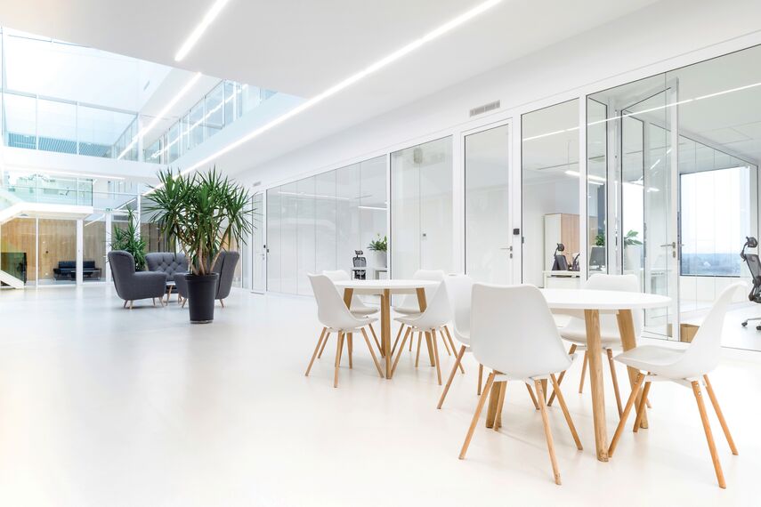 ConceptSystem 59Pa Finestre e CW 50-HI Facciate continue - Pivexin Technology Headquarter situato in Babice, Polonia