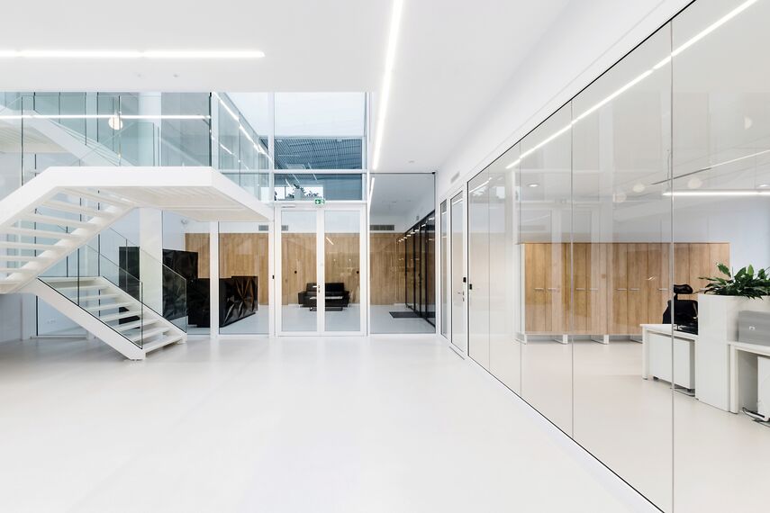 ConceptSystem 59Pa Finestre e CW 50-HI Facciate continue - Pivexin Technology Headquarter situato in Babice, Polonia