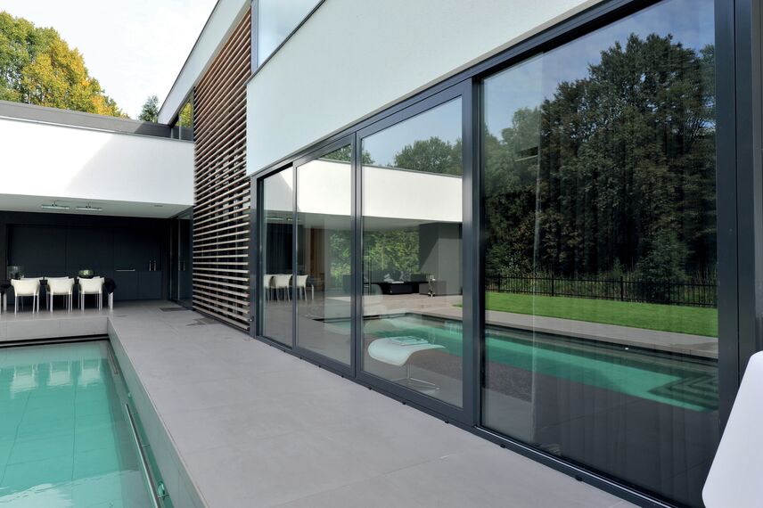 ConceptSystem 68 Porte e ConceptSystem 68 Finestre - Villa Oisterwijk situato in Oisterwijk, Paesi Bassi