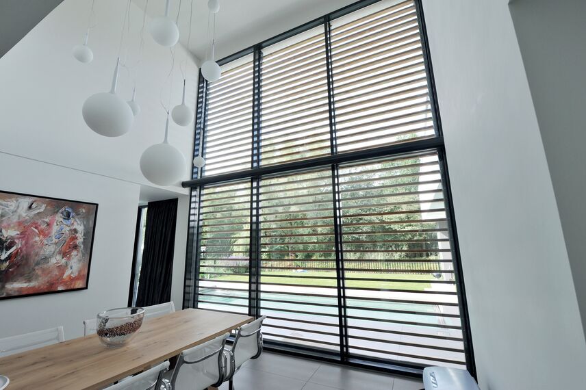 ConceptSystem 68 Porte e ConceptSystem 68 Finestre - Villa Oisterwijk situato in Oisterwijk, Paesi Bassi