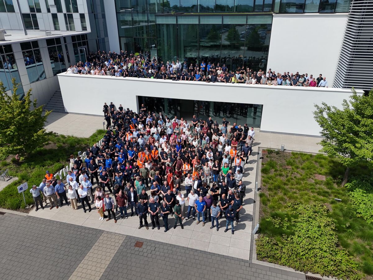 Foto di gruppo al reynaers Campus.