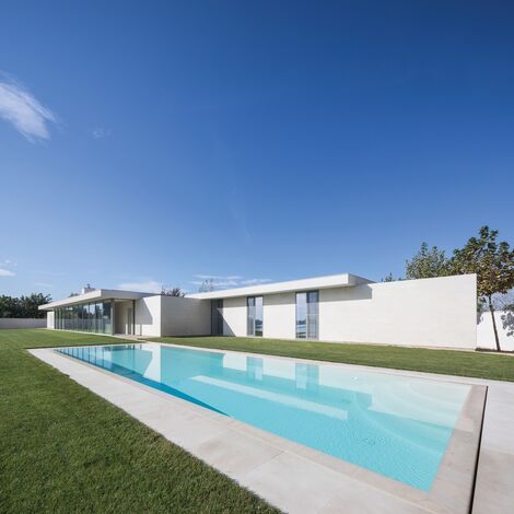 ConceptPatio 130 Sistemi scorrevoli, ConceptSystem 77 Finestre, ConceptSystem 77 Porte e ConceptWall 50 Facciate continue - Villa Buftea Residence situato in Buftea, Romania