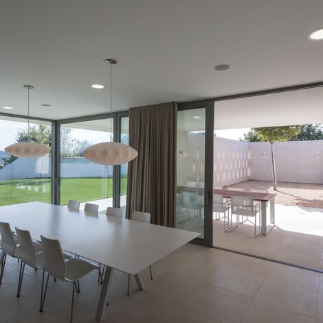 ConceptPatio 130 Sistemi scorrevoli, ConceptSystem 77 Finestre, ConceptSystem 77 Porte e ConceptWall 50 Facciate continue - Villa Buftea Residence situato in Buftea, Romania