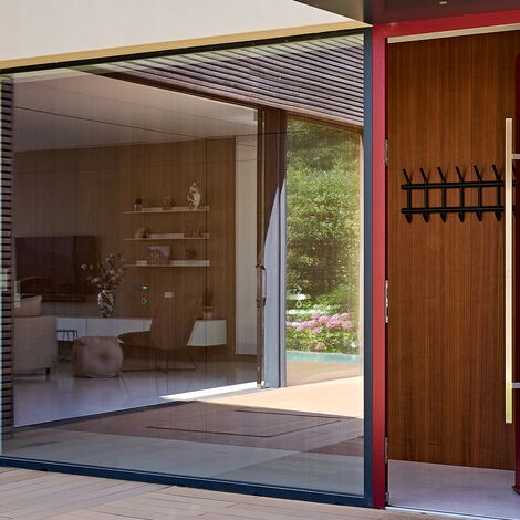 SlimLine 38 Finestre, MasterLine 8 Porte, HiFinity Sistemi scorrevoli, SlimPatio 68 Sistemi scorrevoli e MasterLine 8 Panel Door Porte - Villa HiFinity Garda Lake situato in Brescia, Italia