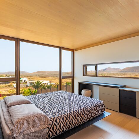 SlimPatio 68 Sistemi scorrevoli, ConceptPatio 68 Sistemi scorrevoli e MasterLine 8 HI Finestre - Villa Khorakhané situato in Fuerteventura-Villaverde, Spagna