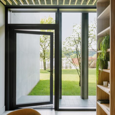 ConceptWall 50 Facciate continue, MasterLine 8 Porte e MasterLine 8 Finestre - Adercarta situato in Adro, Italia
