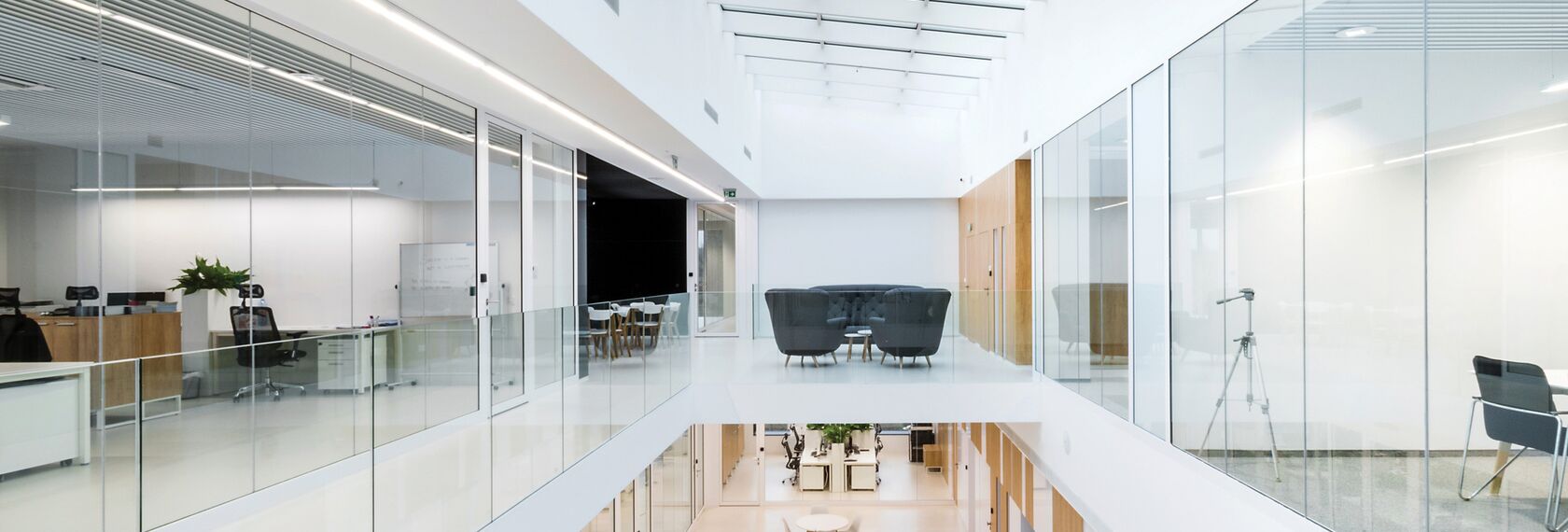 ConceptSystem 59Pa Finestre e CW 50-HI Facciate continue - Pivexin Technology Headquarter situato in Babice, Polonia