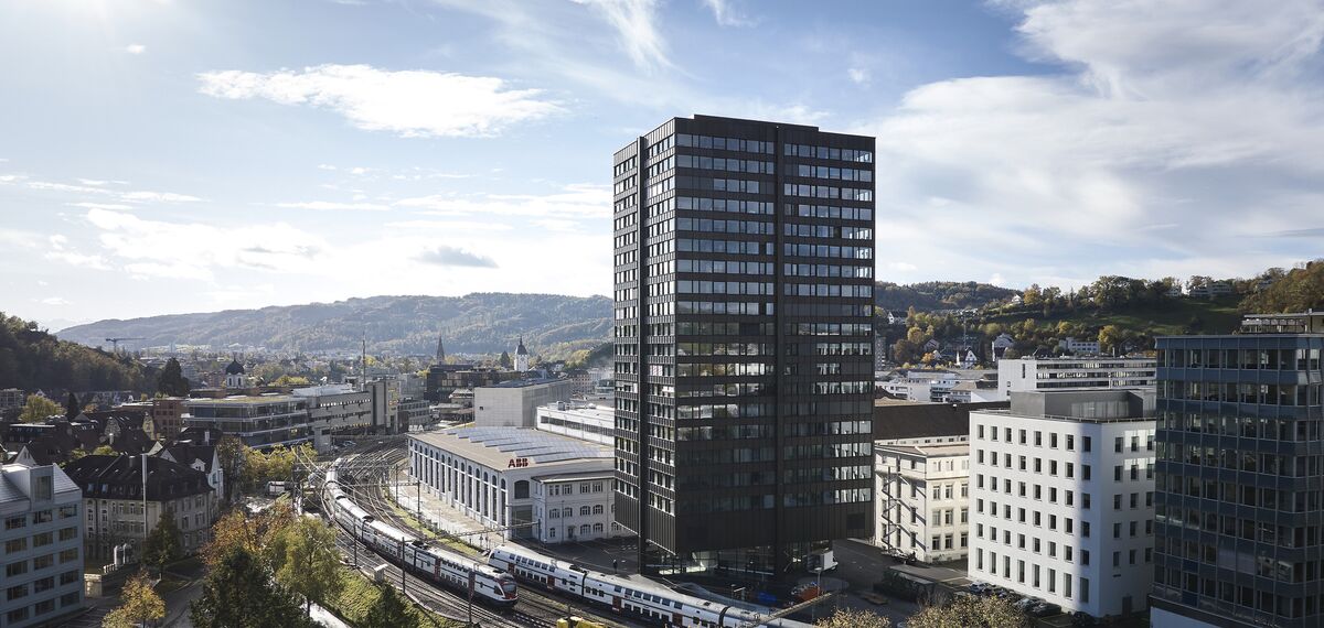 MasterPatio Sistemi scorrevoli, MasterLine 8 Finestre e MasterLine 8 Porte - Akara Tower situato in Baden, Svizzera