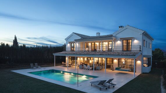 SlimLine 38 Ferro Finestre - Villa Private House San Roque situato inSpagna