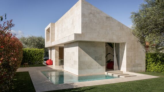 SlimLine 38 Finestre, SlimLine 38 Porte e ConceptPatio 130 Sistemi scorrevoli - Stone House situato in Fiano Romano, Italia