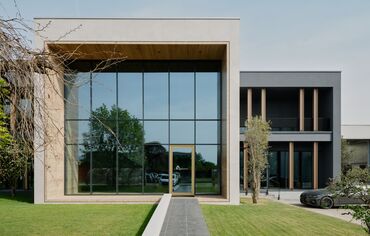 ConceptWall 50 Facciate continue, MasterLine 8 Porte e MasterLine 8 Finestre - Adercarta situato in Adro, Italia